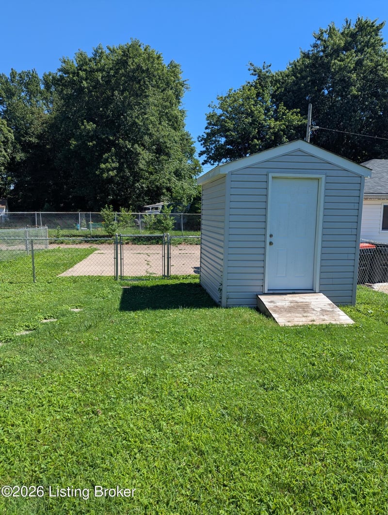 4111 W Main St, Louisville, KY 40212