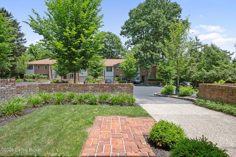 4112 Massie Ave #APT 9, Louisville, KY 40207