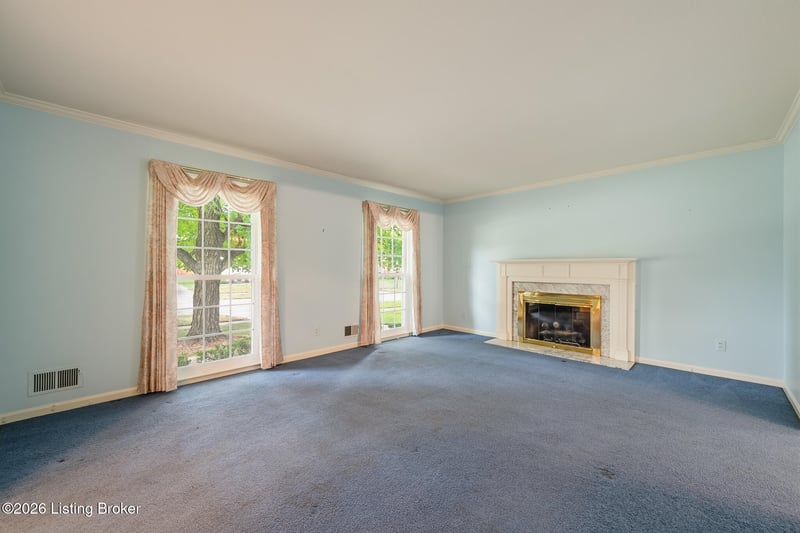 4112 Wimpole Rd, Louisville, KY 40218