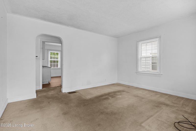 4143 Fordson Way, Louisville, KY 40211