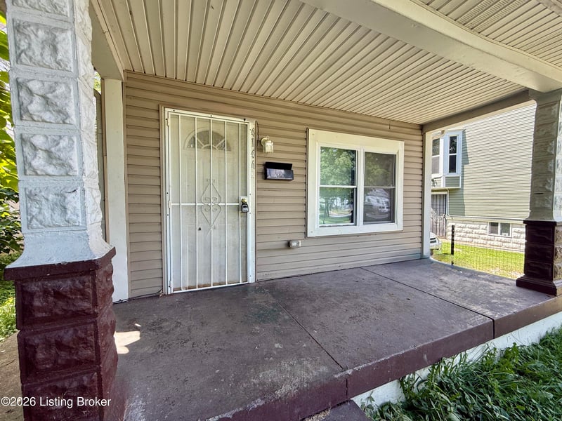 4144 Greenwood Ave, Louisville, KY 40211