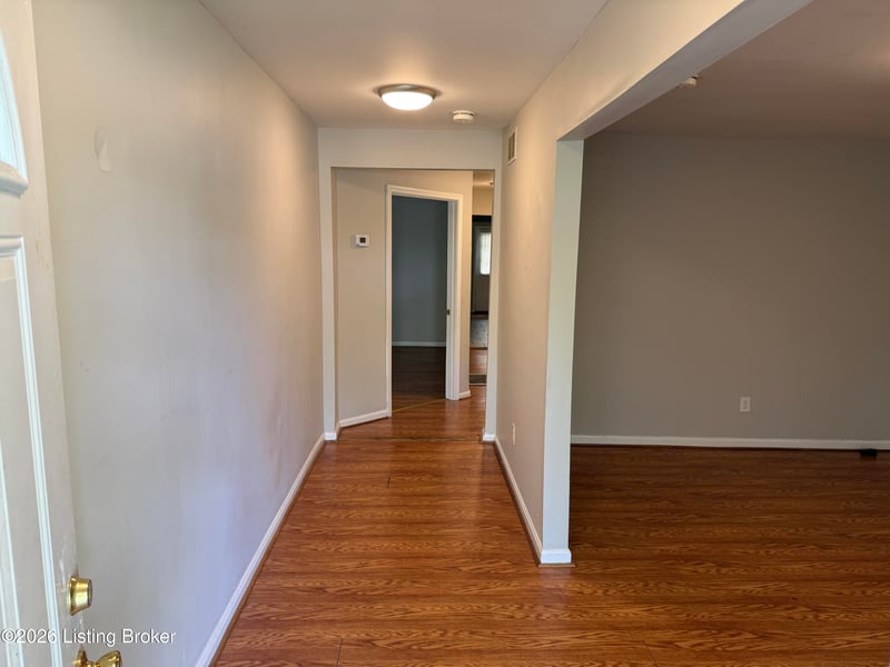 4144 Greenwood Ave, Louisville, KY 40211