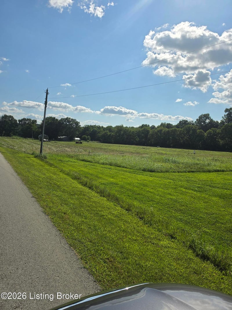 4145 Plum Creek Rd, Taylorsville, KY 40071