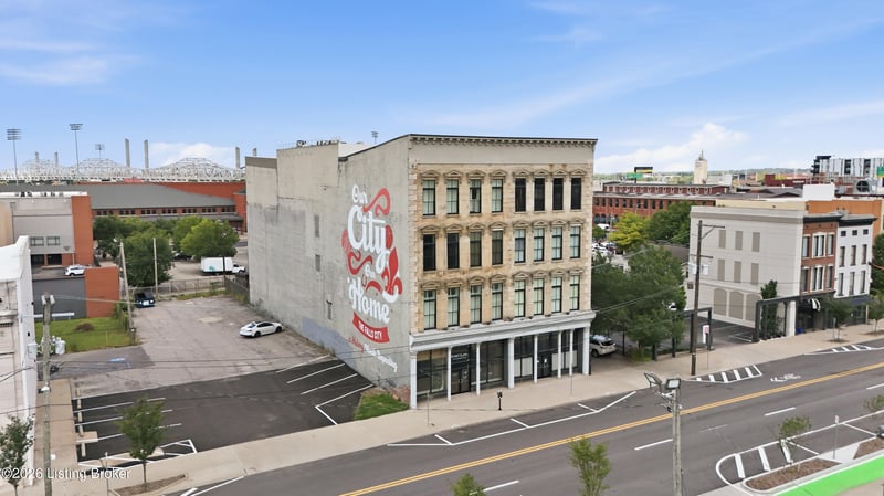 415 E Market St #201, Louisville, KY 40202