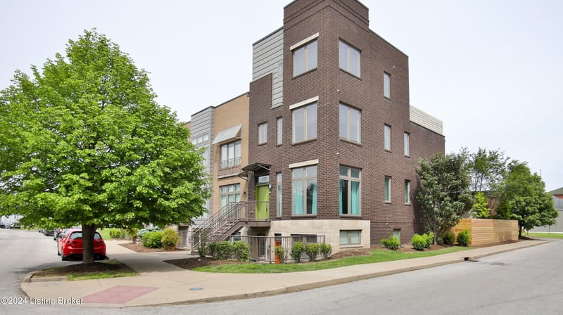 415 Hancock Green Pl #101-201, Louisville, KY 40202