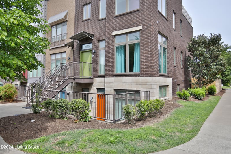 415 Hancock Green Pl #101-201, Louisville, KY 40202