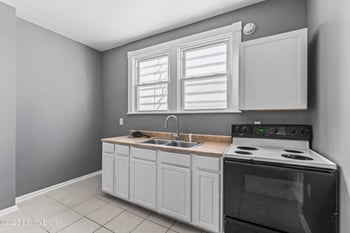 415 M St, Louisville, KY 40208