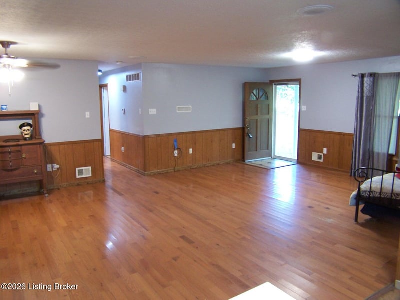4165 Anna Sandhill Rd, Bowling Green, KY 42101