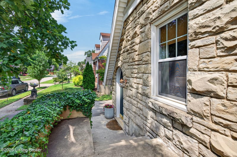 417 Eline Ave, Louisville, KY 40207