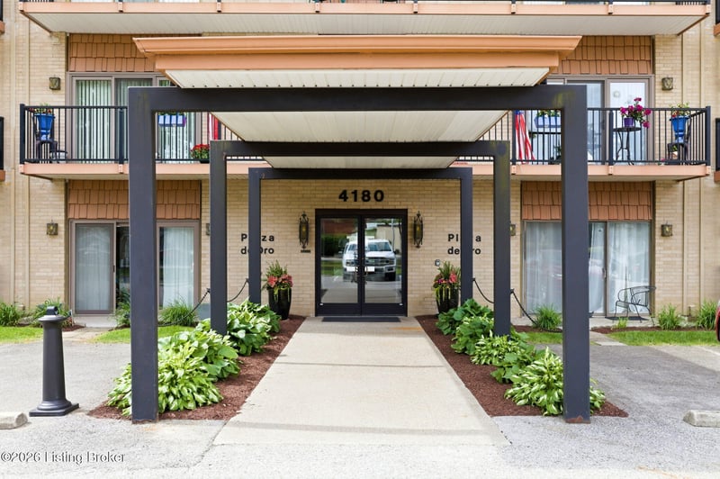 4180 Lyndon Way #507, Louisville, KY 40207