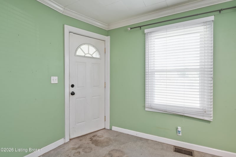 4186 Sherman Ave, Louisville, KY 40213