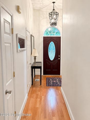 4201 Sunny Crossing Dr, Louisville, KY 40299