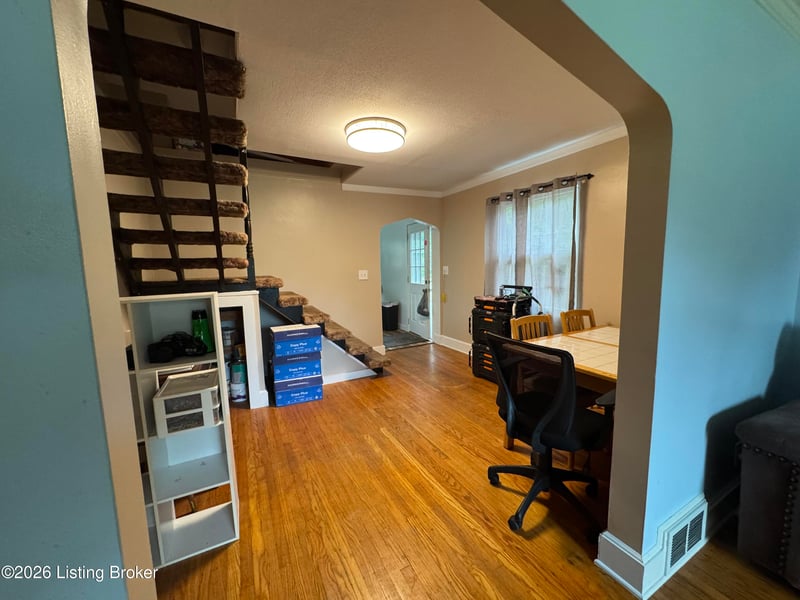 4202 Candor Ave, Louisville, KY 40216