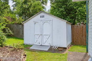4207 Final Dr, Louisville, KY 40219