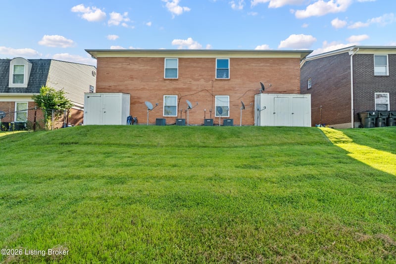 4212 Billtown Rd, Jeffersontown, KY 40299