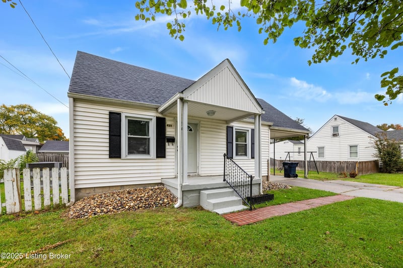 4214 Savage Dr, Louisville, KY 40216