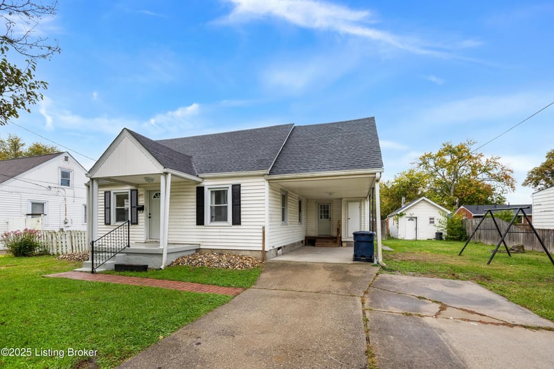 4214 Savage Dr, Louisville, KY 40216