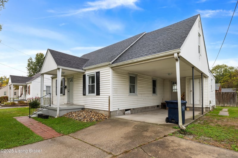 4214 Savage Dr, Louisville, KY 40216