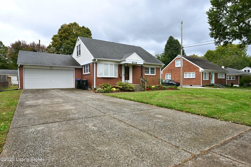 4216 Beechcrest Ave, Louisville, KY 40220