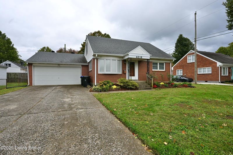 4216 Beechcrest Ave, Louisville, KY 40220
