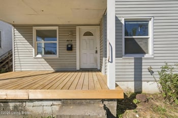 4216 Hazelwood Ave, Louisville, KY 40215