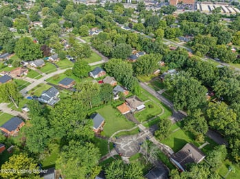 4218 Hillbrook Dr, Louisville, KY 40220