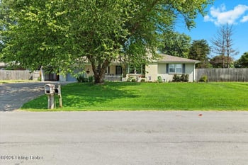 4220 Frances Dr, Bardstown, KY 40004