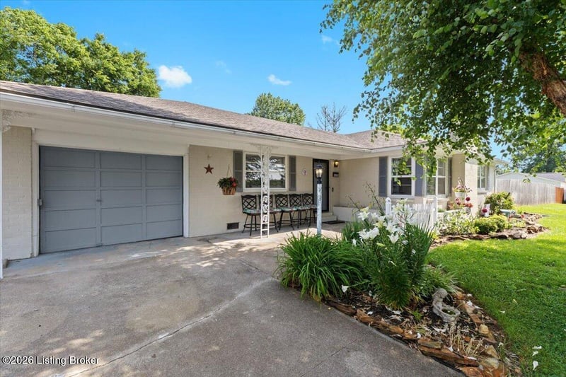 4220 Frances Dr, Bardstown, KY 40004