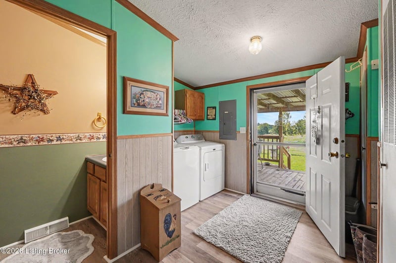 4226 Briar Ridge Rd, Mt Eden, KY 40046