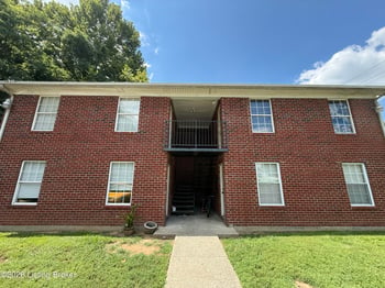 4227 Glen Hill Manor Dr, Louisville, KY 40272