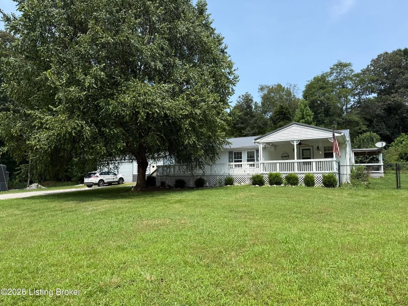 425 Starwood Rd, Brandenburg, KY 40108