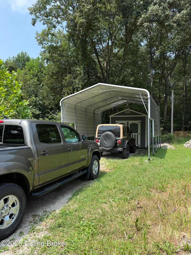 425 Starwood Rd, Brandenburg, KY 40108