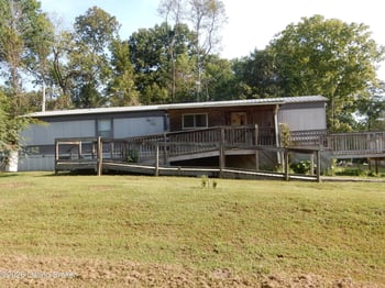 426 Tuts Rd, Shepherdsville, KY 40165