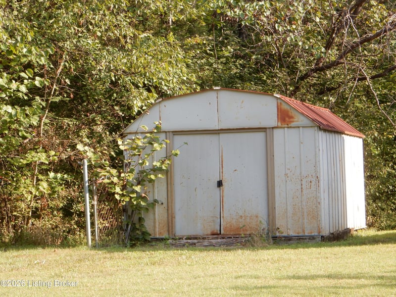 426 Tuts Rd, Shepherdsville, KY 40165