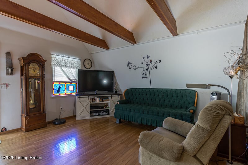 4296 Berrytown Rd, Rineyville, KY 40162