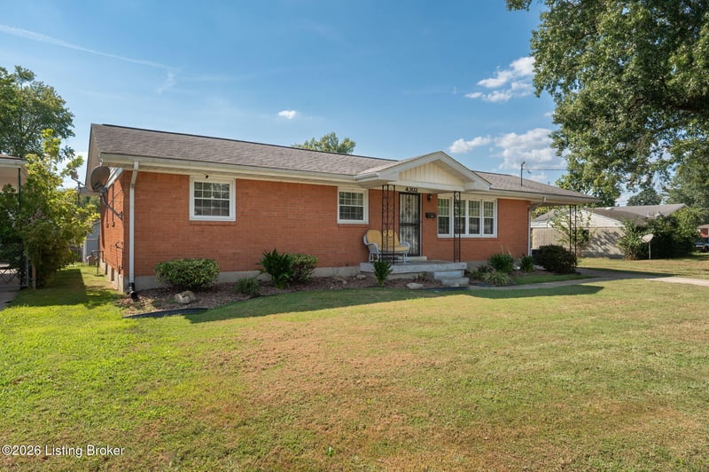 4302 Lahnna Dr, Louisville, KY 40216