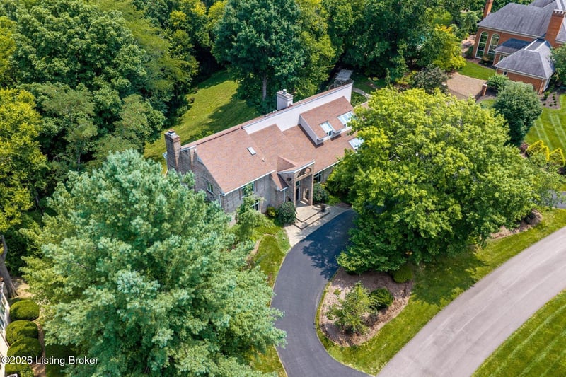4303 Twin Elms Ct, Louisville, KY 40241