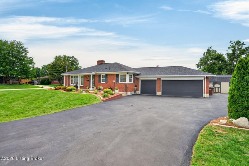 4304 Michael Way, Louisville, KY 40220