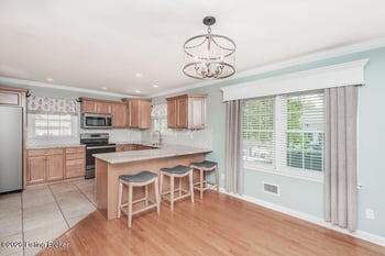 4305 Mount Vernon Rd, Louisville, KY 40220