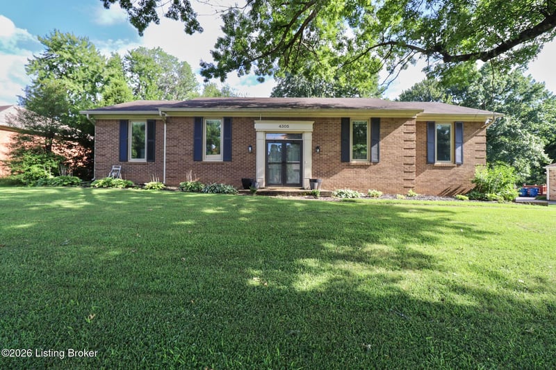4305 Windy Oaks Rd, Louisville, KY 40241