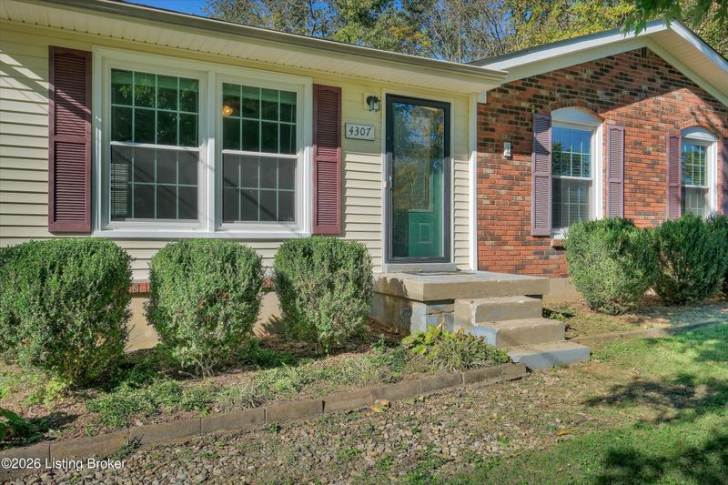 4307 Wendy Hills Dr, Crestwood, KY 40014