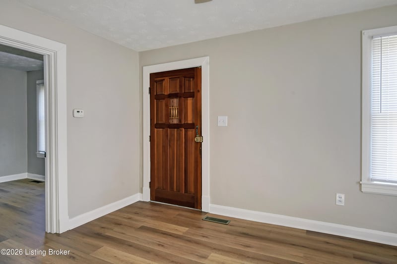 4308 Wells Dr, Louisville, KY 40258