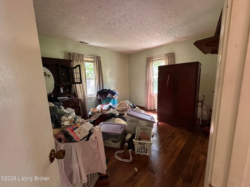 431 Holsclaw Hill Rd, Brooks, KY 40109