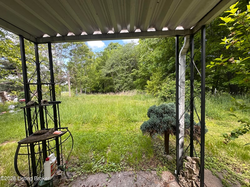 431 Holsclaw Hill Rd, Brooks, KY 40109