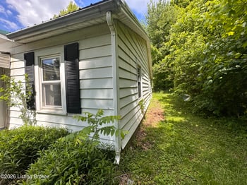 431 Holsclaw Hill Rd, Brooks, KY 40109