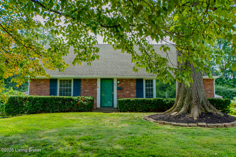4310 Saint Regis Ln, Louisville, KY 40220