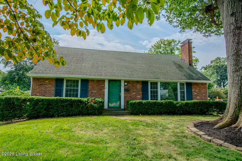 4310 Saint Regis Ln, Louisville, KY 40220