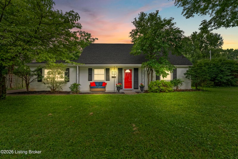 4311 Lynnbrook Dr, Louisville, KY 40220