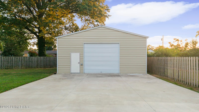 4314 Naneen Dr, Louisville, KY 40216