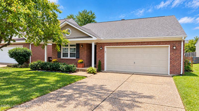 4315 Brownhurst Way, Louisville, KY 40241